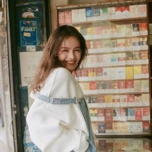 Meet your Posher, Aven